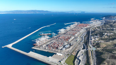 صورة طنجة المتوسط يتجاوز عتبة 11 مليون حاوية سنة 2025